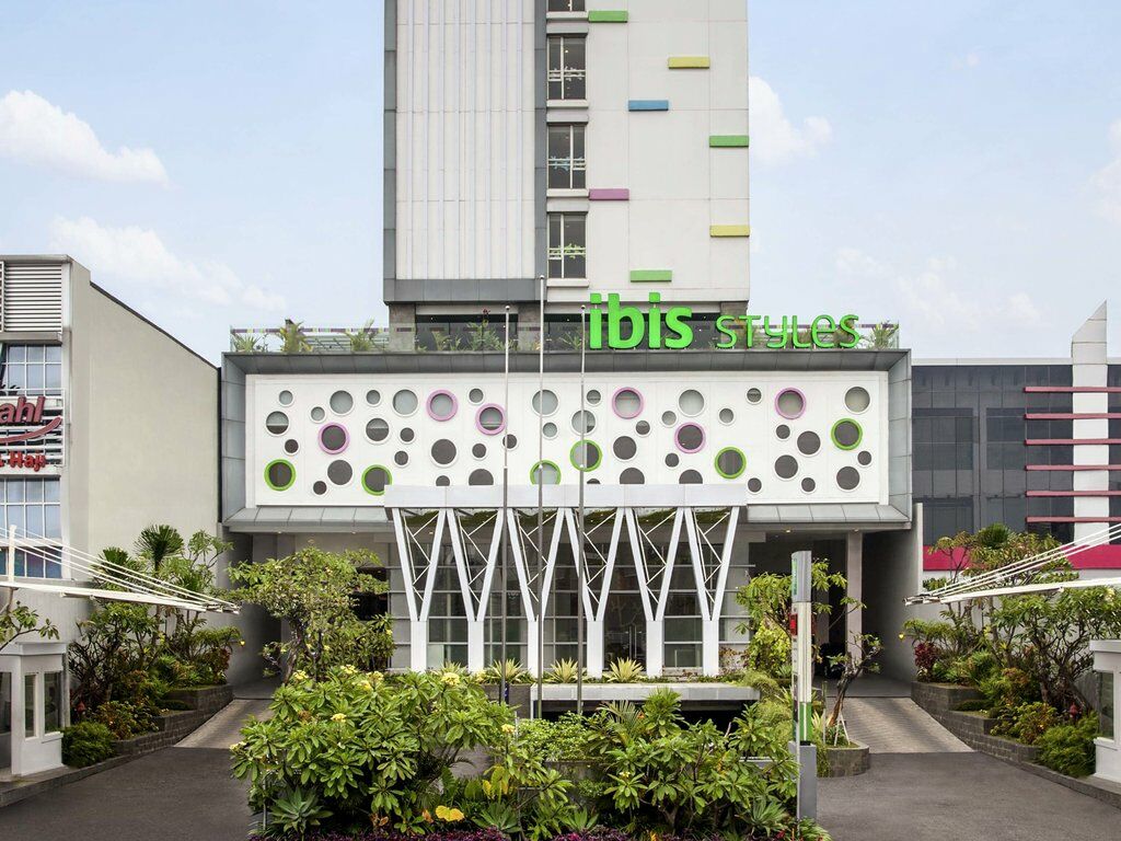 Hotel Ibis Styles Malang Esterno foto